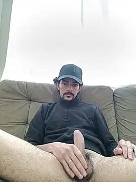 Snapshot of vilton75 chatting on 8, 7, 2026 vilton75 online show from 8, 7, 2026