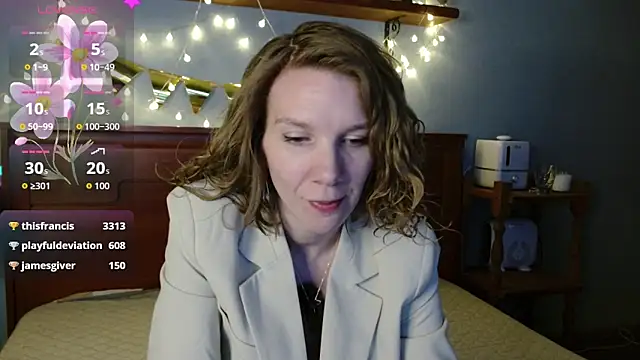 Daisy Lovely online show from 22, 4, 2026