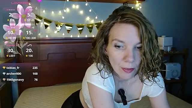 Daisy Lovely online show from 6, 4, 2026