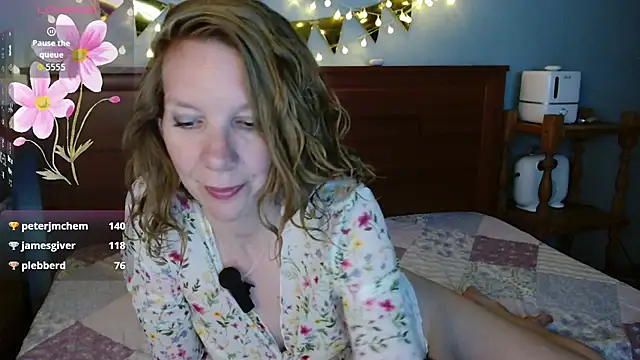 Snapshot of Daisy_Lovely chatting on 6, 7, 2026 Daisy Lovely online show from 6, 7, 2026