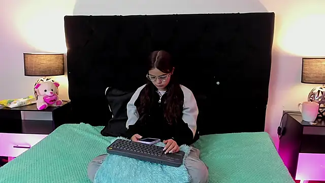 Snapshot of queen_missy chatting on 30, 5, 2026 queen missy online show from 30, 5, 2026