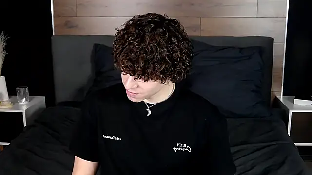 TylerGibson online show from 6, 2, 2026