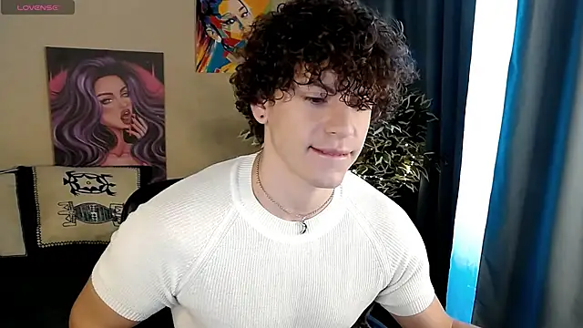Snapshot of TylerGibson chatting on 7, 5, 2026 TylerGibson online show from 7, 5, 2026