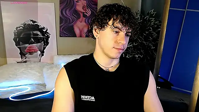 Snapshot of TylerGibson chatting on 27, 5, 2026 TylerGibson online show from 27, 5, 2026