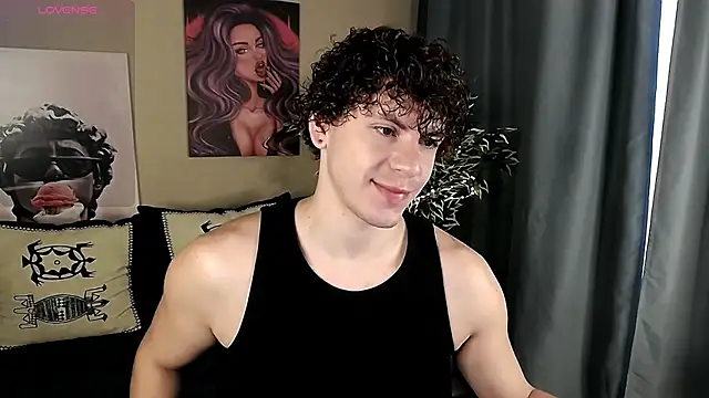 Snapshot of TylerGibson chatting on 20, 5, 2026 TylerGibson online show from 20, 5, 2026