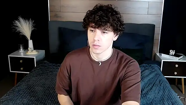 TylerGibson online show from 24, 2, 2026