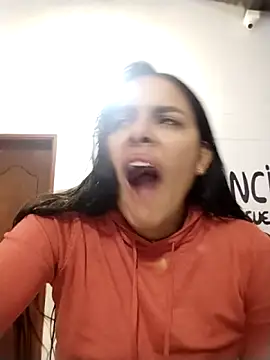 Catalinna 03 online show from 18, 2, 2026