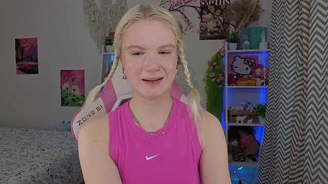Mia WaterFall online show from 11, 5, 2026