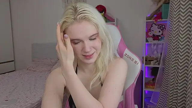 Mia WaterFall online show from 6, 4, 2026