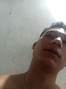 Snapshot of adre-69 chatting on 28, 3, 2026 adre-69 online show from 28, 3, 2026