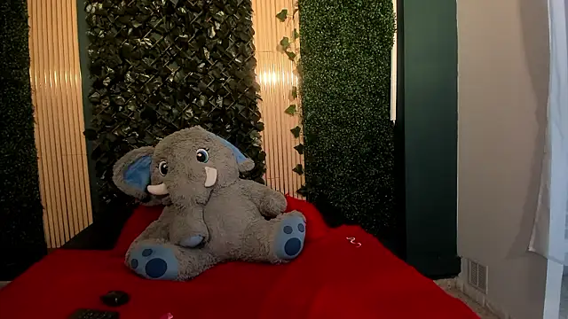 IvyyEmerald online show from 6, 3, 2026