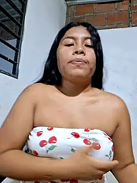 Snapshot of Sweet-Dirty-Storm chatting on 5, 7, 2026 Sweet-Dirty-Storm online show from 5, 7, 2026