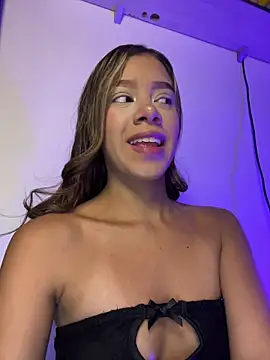 BellaMoon  online show from 18, 2, 2026