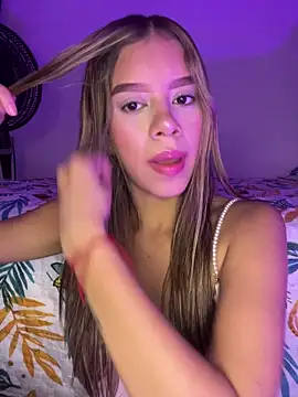 BellaMoon  online show from 13, 3, 2026