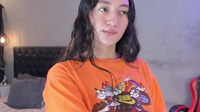 isabella nowa online show from 18, 4, 2026