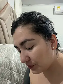 KathiaJenner online show from 28, 2, 2026