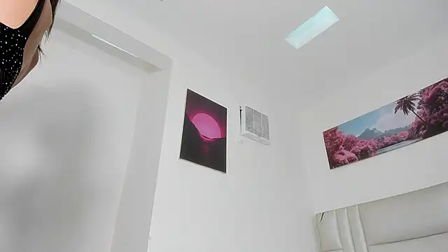 emily  mcqueen online show from 24, 2, 2026