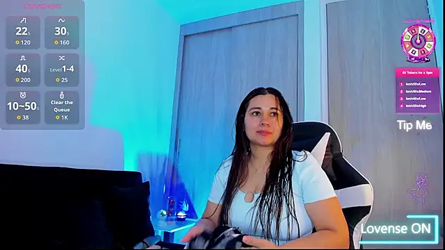 saray mendozaa online show from 3, 2, 2026