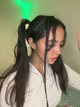 laraa rous online show from 17, 3, 2026