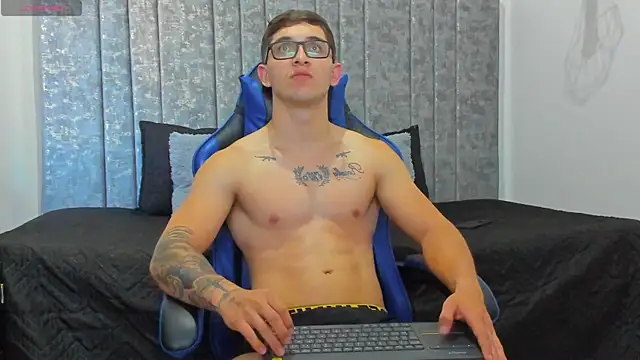 Calvin Hunter online show from 12, 4, 2026