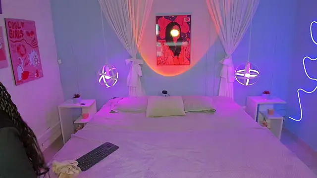 naomi campell online show from 27, 2, 2026