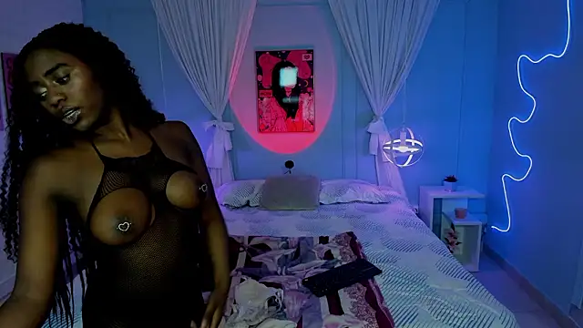 naomi campell online show from 5, 2, 2026