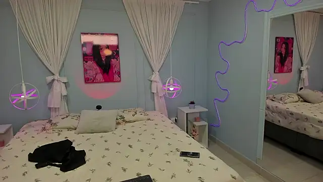 naomi campell online show from 9, 2, 2026