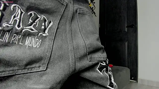 Maxxx bigcockx online show from 22, 4, 2026