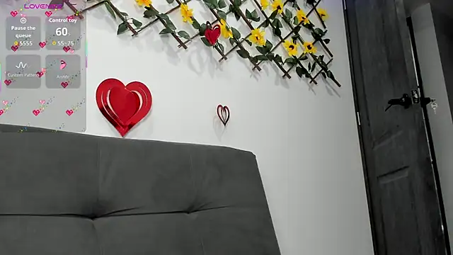 Maxxx bigcockx online show from 13, 2, 2026