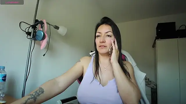 Yulian Milf online show from 20, 3, 2026