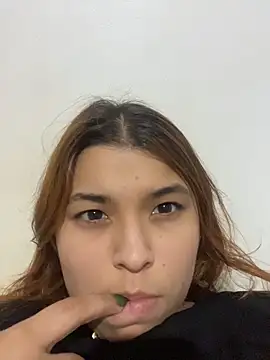 baddieasiantv online show from 16, 4, 2026