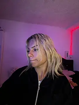 andyy x online show from 12, 4, 2026