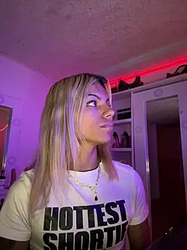 Snapshot of andyy_x chatting on 2, 5, 2026 andyy x online show from 2, 5, 2026
