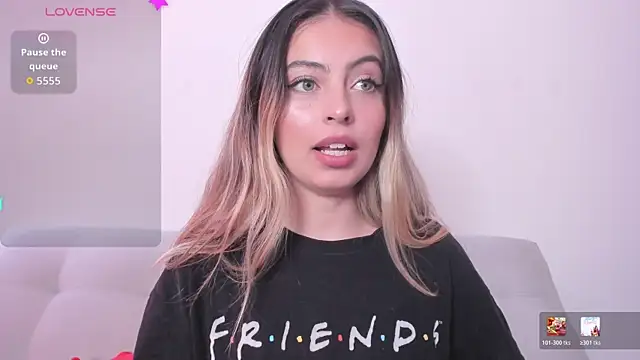 Fernanda aaaa online show from 11, 5, 2026