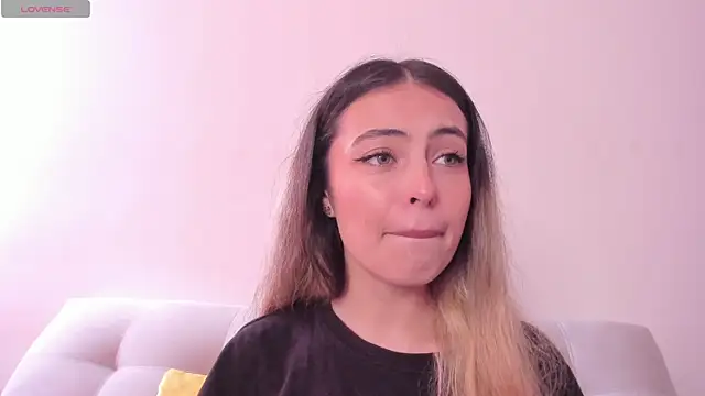 Snapshot of Fernanda_aaaa chatting on 2, 7, 2026 Fernanda aaaa online show from 2, 7, 2026