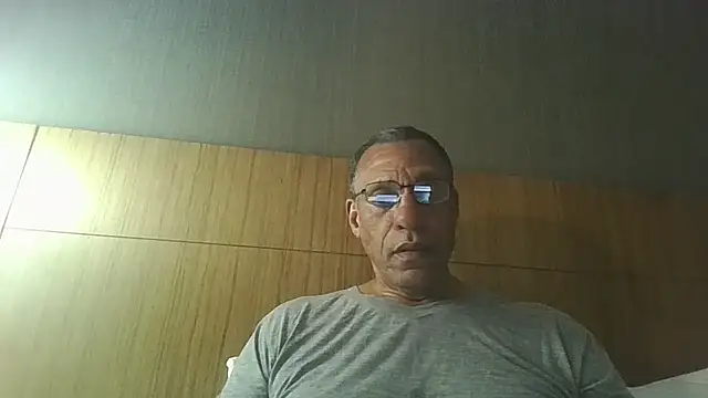 swimmer2496 online show from 3, 4, 2026