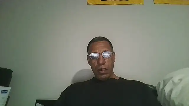 swimmer2496 online show from 8, 4, 2026