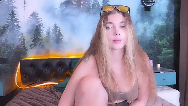 Snapshot of Eva_StarXXXX chatting on 16, 10, 2025 Eva StarXXXX online show from 16, 10, 2025