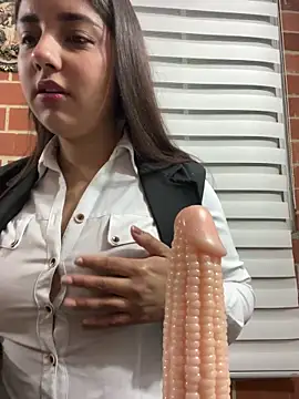 A-uroora online show from 8, 3, 2026