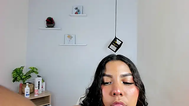 Snapshot of Fatima_senghor chatting on 27, 4, 2026 Fatima senghor online show from 27, 4, 2026