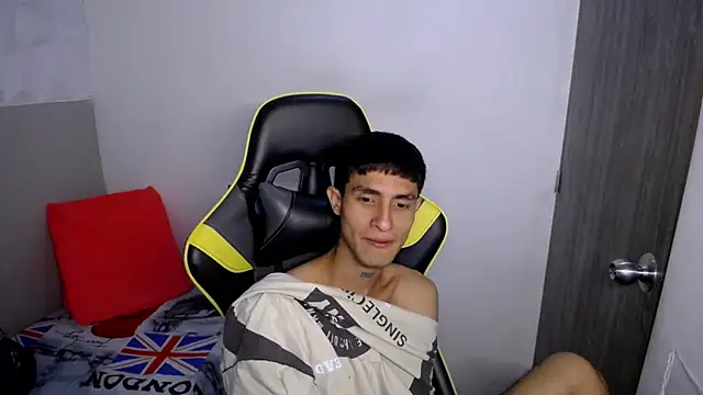 Akyra latinn online show from 23, 2, 2026