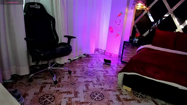 Lucia 24x online show from 22, 4, 2026