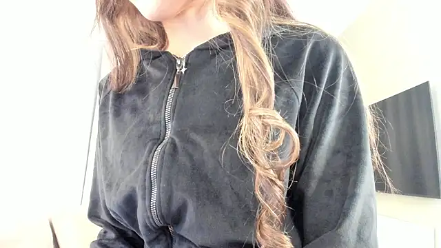 TreasaCrebs online show from 8, 2, 2026