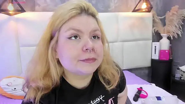 Snapshot of Martina_armos chatting on 14, 5, 2026 Martina armos online show from 14, 5, 2026