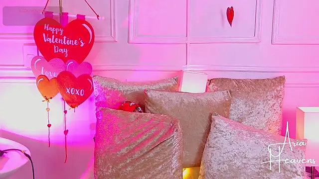 AriaHeavens online show from 2, 3, 2026