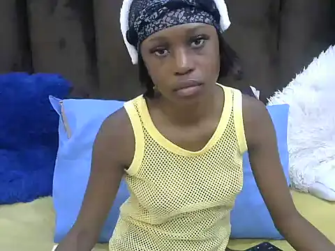 sweetcoco240 online show from 19, 1, 2026