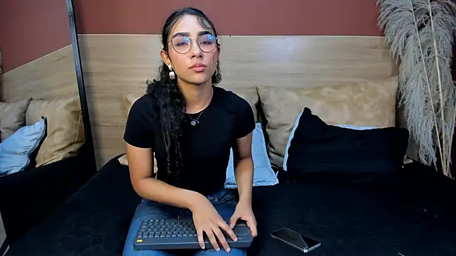 scarlett25   online show from 20, 3, 2026