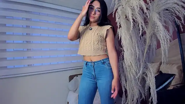 scarlett25   online show from 25, 3, 2026