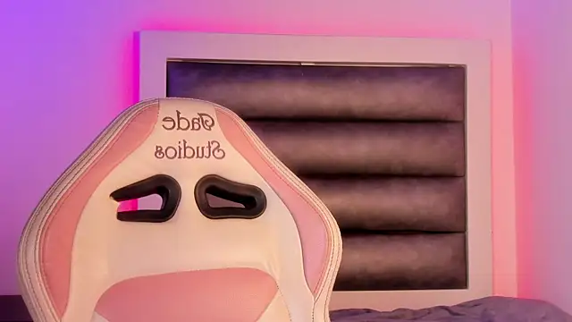 adhalee js online show from 14, 4, 2026