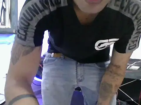 Snapshot of MRdxxx444 chatting on 14, 7, 2026 MRdxxx444 online show from 14, 7, 2026